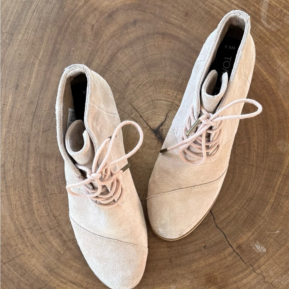 Women's Suede Ankle Boots - Cream